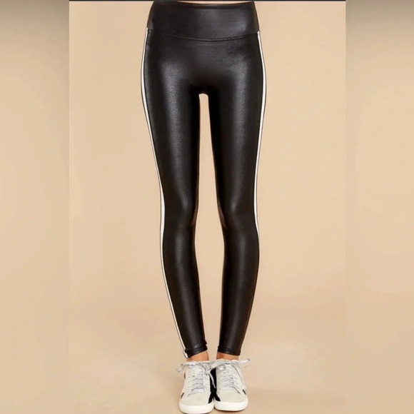 Spanx Women’s Faux Leather Very Black Side Stripe Leggings Tummy Control Size S - Picture 3 of 12